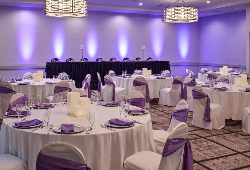 فندق Marriott East Lansing At University Place