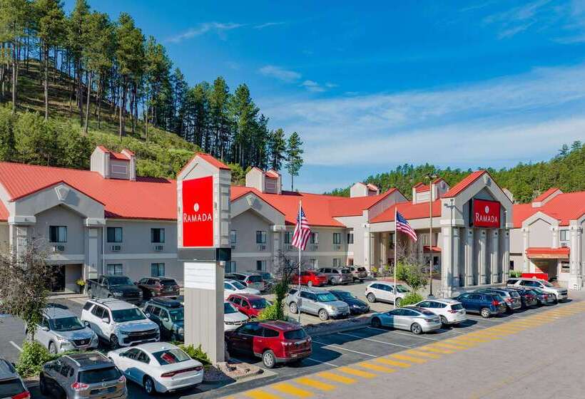 هتل Ramada By Wyndham Keystone Near Mt Rushmore