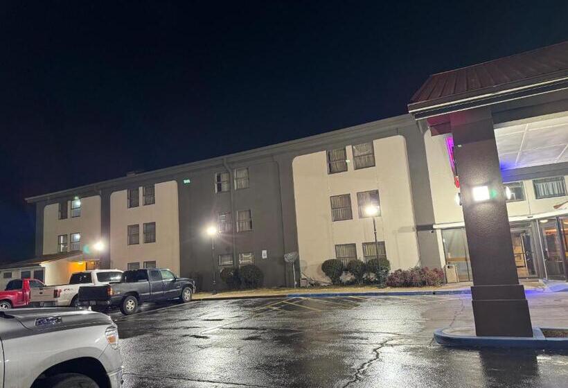 בית מלון כפרי Super 8 By Wyndham Blytheville