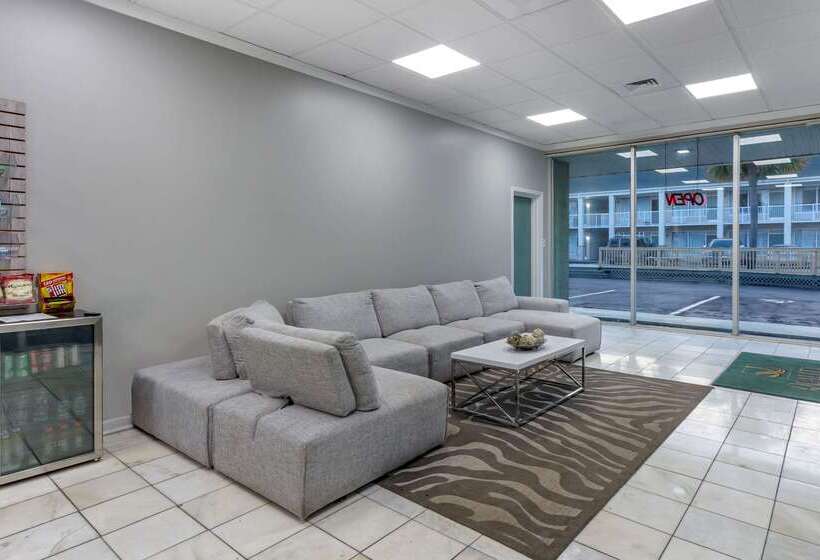 Мотель Quality Inn & Suites