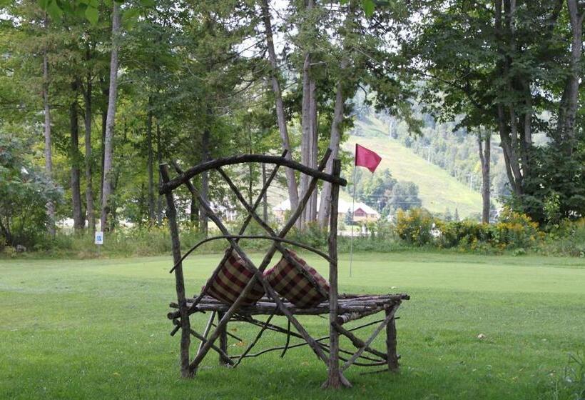 منتجع Calabogie Peaks Hotel, Ascend Hotel Collection