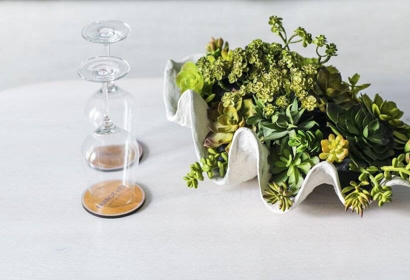 منتجع Parrot Key Hotel & Villas