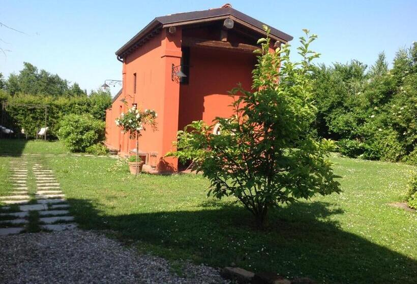 ホテル Azienda Agrituristica Santissima Trinità