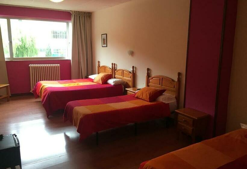 Отель Valle De Ayala