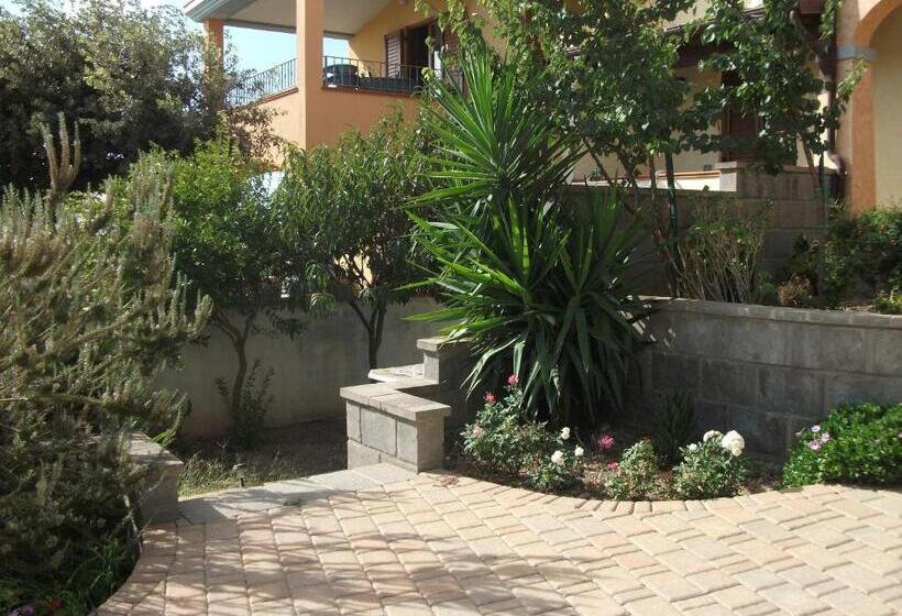 بنسيون Guesthouse Affittacamere Goloritzè