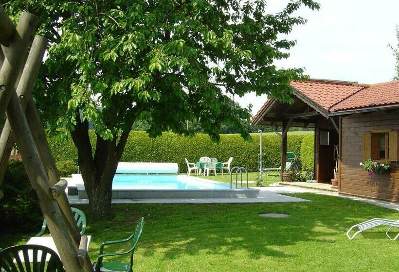 بنسيون Haus Gruber