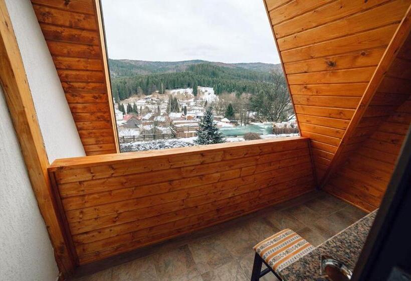 پانسیون Popasul Domnesc  Resort& Spa  Voronet Vue
