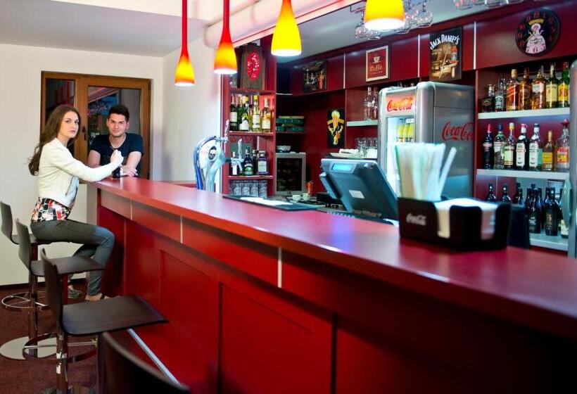 استراحتگاه Complex Turistic Bucovina
