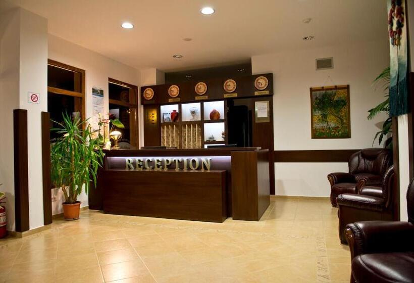 استراحتگاه Complex Turistic Bucovina
