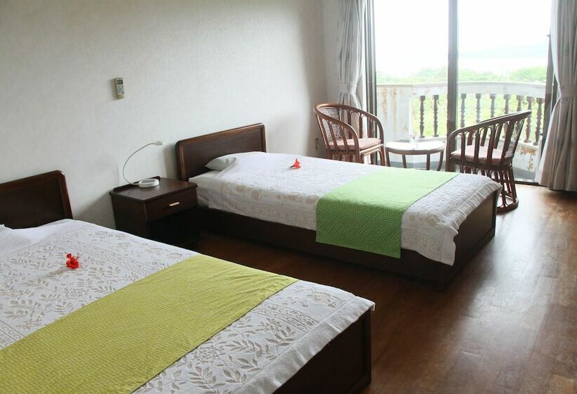 بنسيون Villa Hirugi