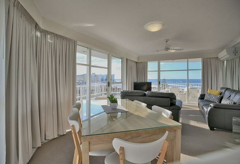 هتل 19th Avenue On The Beach