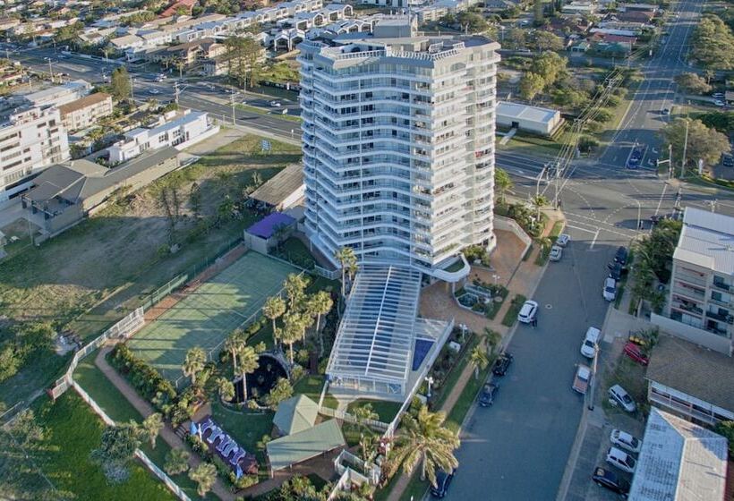 هتل 19th Avenue On The Beach