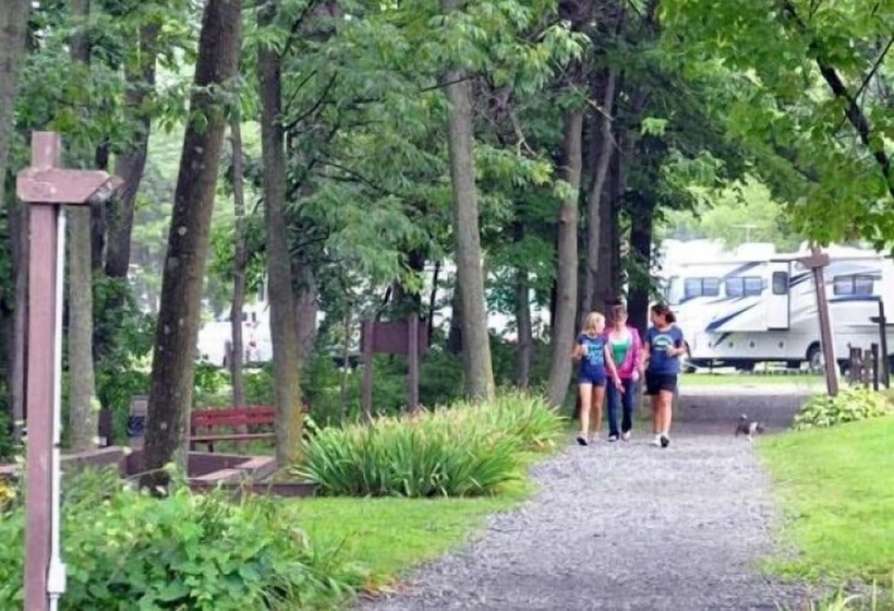 ホテル Hershey Camping Resort Loft Park Model 7