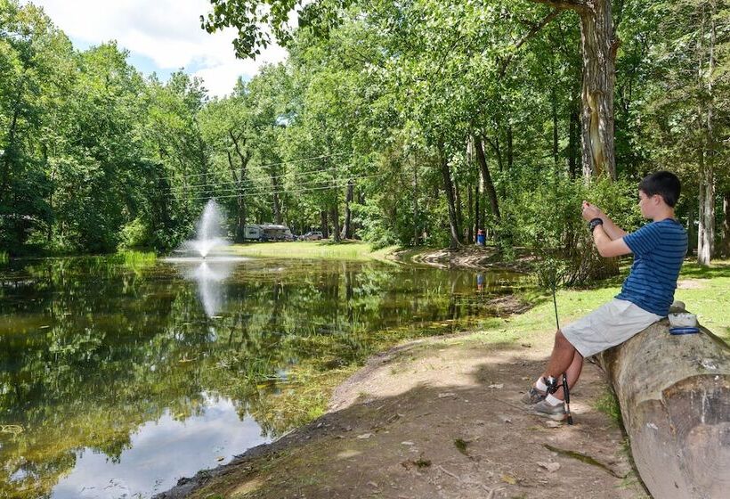 فندق Rondout Valley Resort