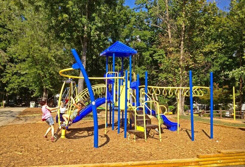 Lake Myers Rv & Camping Resort