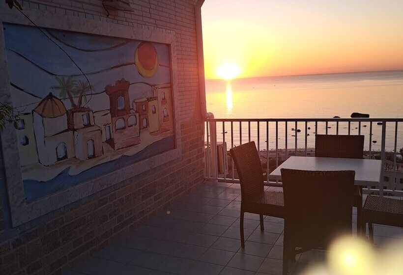 Bed and Breakfast Accommodation For 6 With A Breathtaking View Of Citara