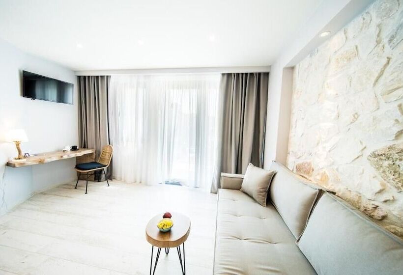 تختخواب و صبحانه Kali Thea Suites