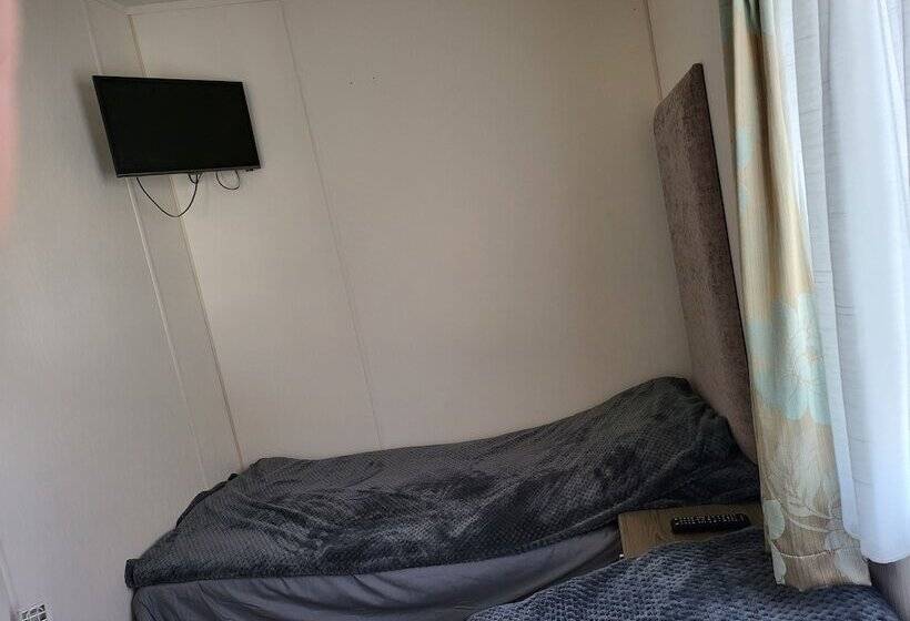 هتل 2br Sleeps6 Fireplace Parking Patio Seaside