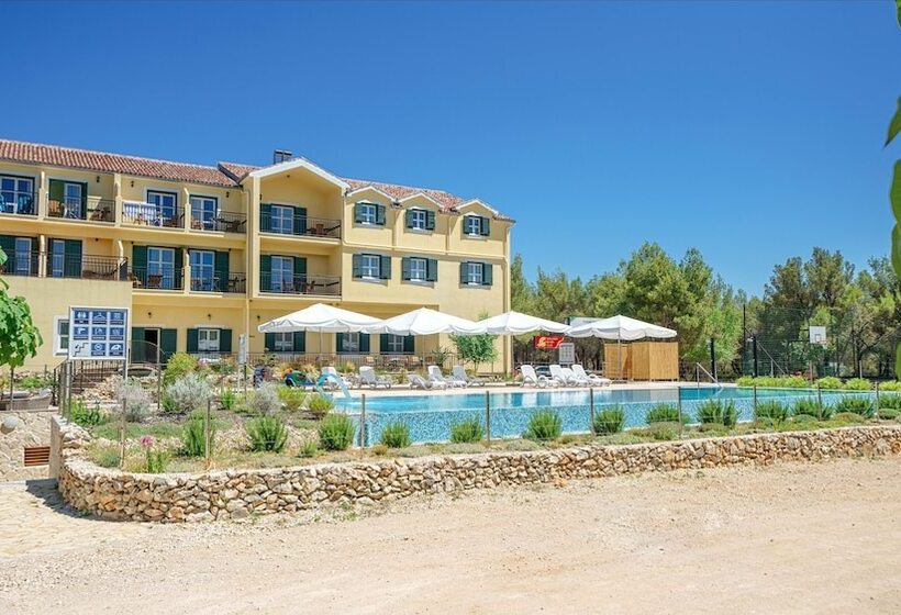 بنسيون Charming Park View Room With Breakfast Included