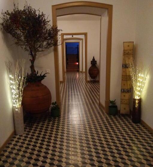 تختخواب و صبحانه Abetarda Cc