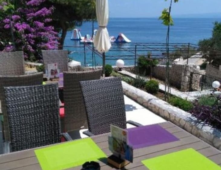 酒店 Beautiful Double Bed Room With Balcony And Sea View