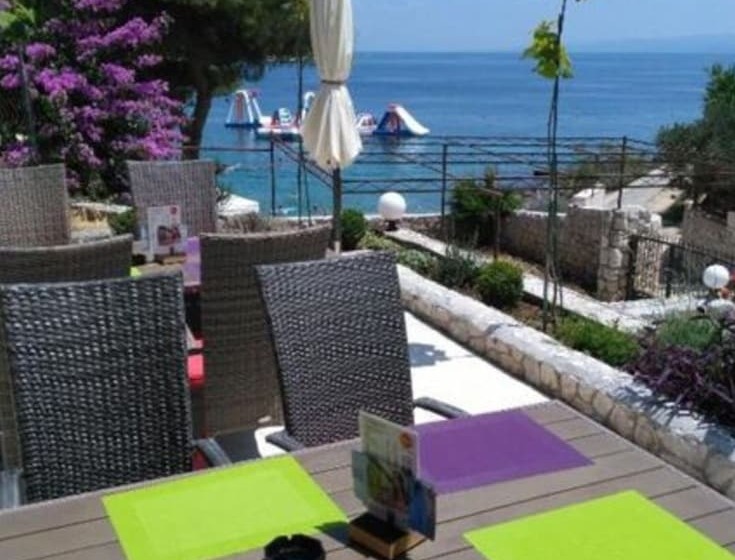 בית מלון כפרי Splendid Double Bed Room With Balcony And Sea View