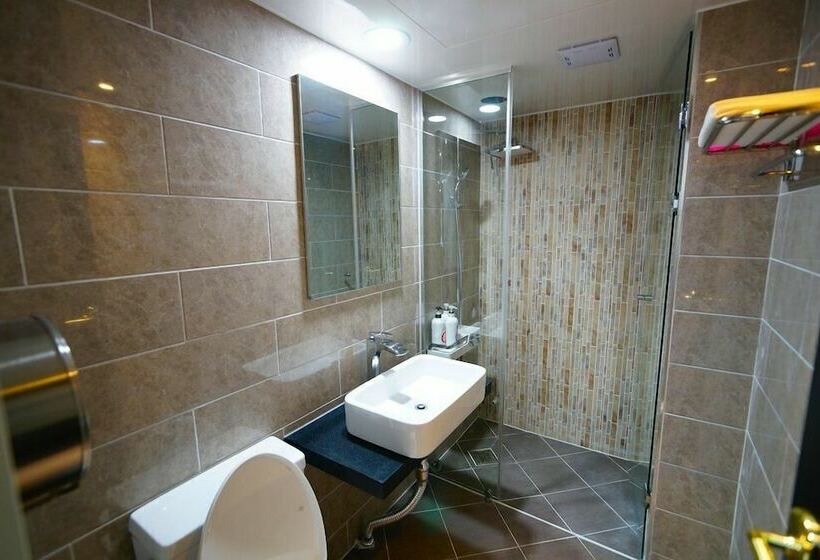 فندق Hwangsil Tourist