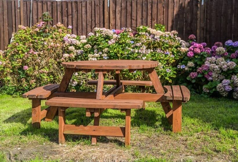 اقامتگاه Inviting 1 Bed House In Bradford