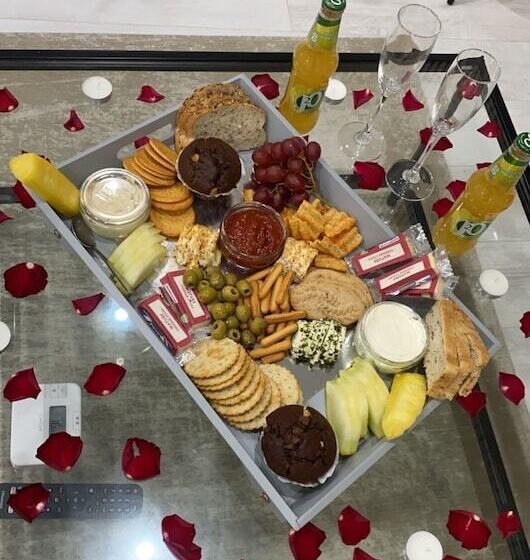 اقامتگاه Inviting 1 Bed House In Bradford