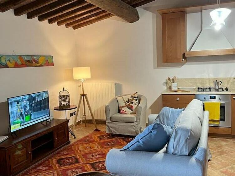 إقامة Lovely Home Between Volterra And San Gimignano