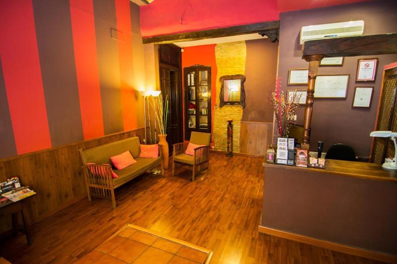 Arteaga Hostal & Banos Arabes Elvira