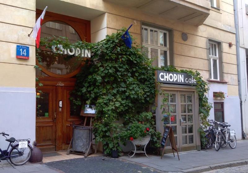تختخواب و صبحانه Chopin Boutique