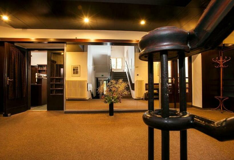 Parkhotel Skalní Město