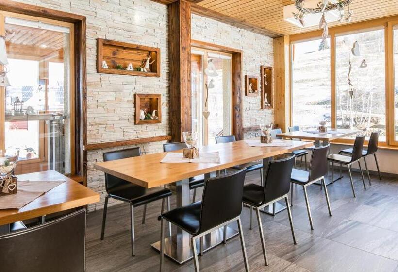 فندق Restaurant Ronalp