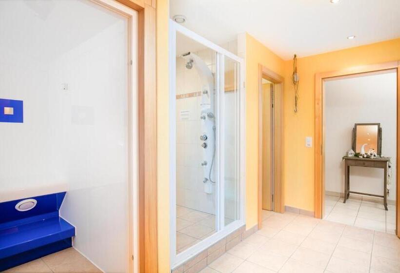 فندق Restaurant Ronalp