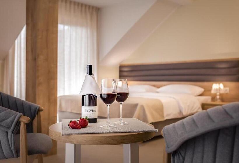 هتل Zamek Księża Góra