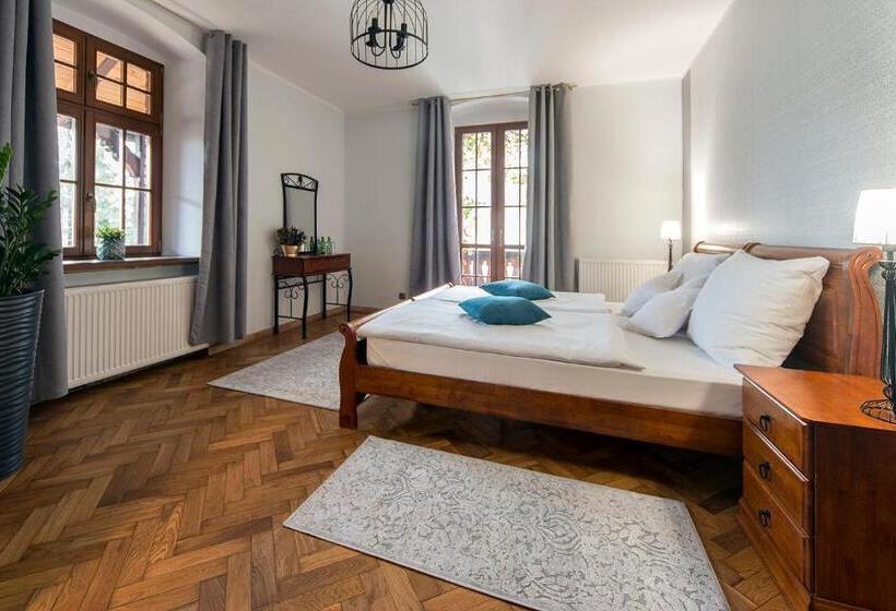 هتل Zamek Księża Góra