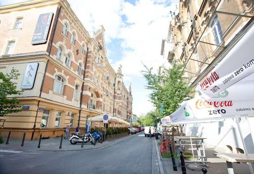 Moon Hostel Warszawa