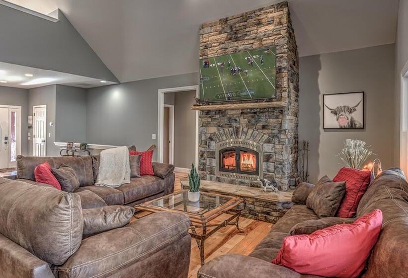32 Acre Memory Maker By Escape To Blue Ridge