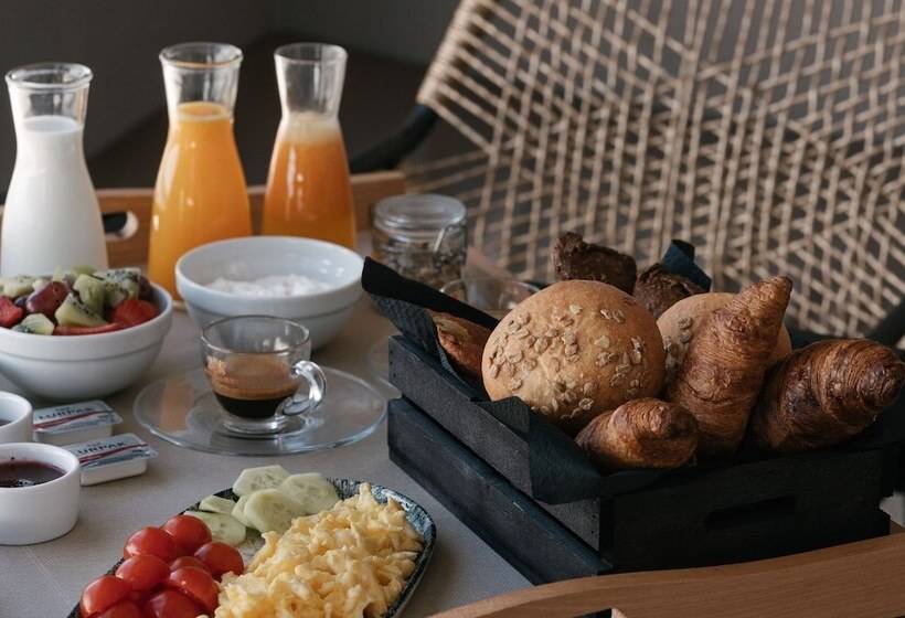 هتل Elements Cozy Suites