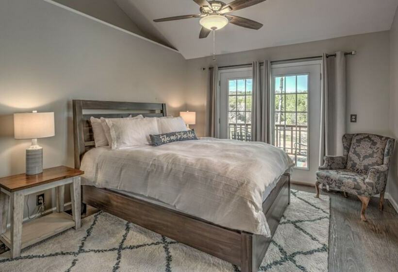 Lakin  Memories By Escape To Blue Ridge