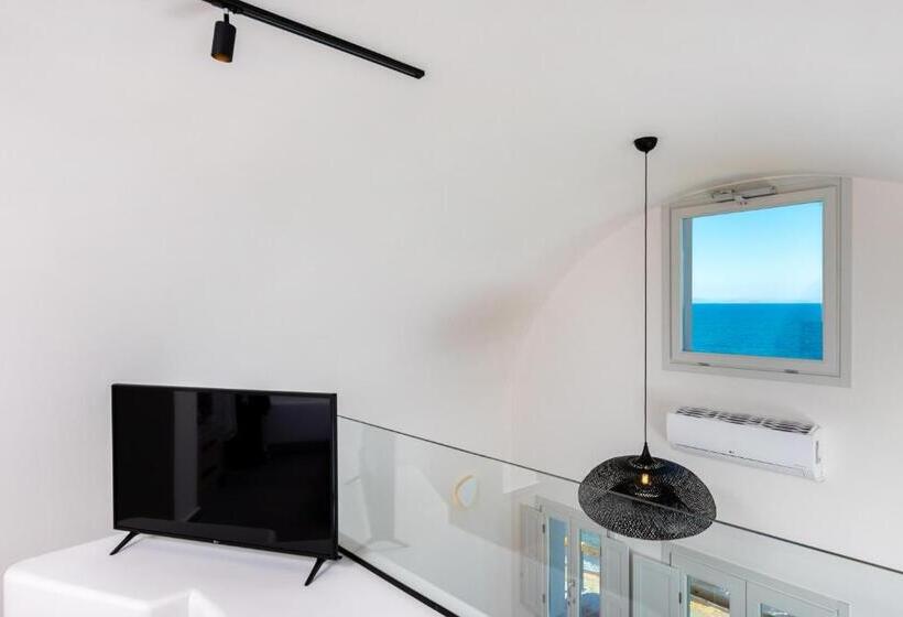Neoma Luxury Suites