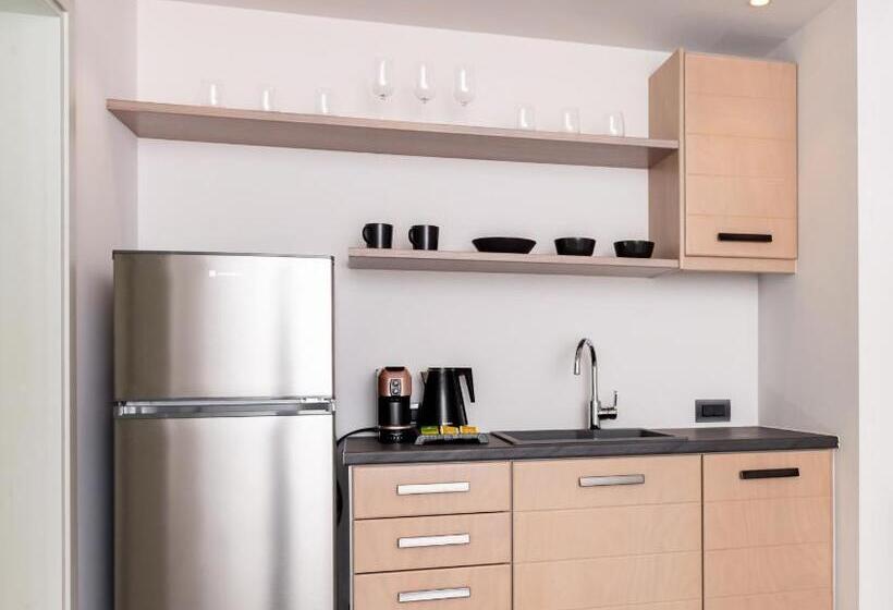 Neoma Luxury Suites