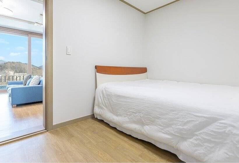 פנסיון Gapyeong Mois