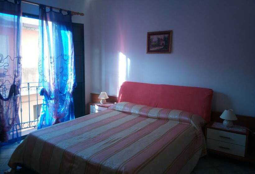 Room In B&b   Sa Domu Sarda   Apartment With Terrace 1