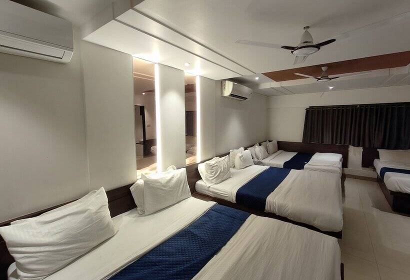 فندق Anand Palace