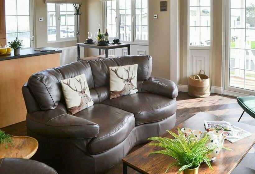 ホテル Remarkable 2bed Lodge In Morpeth With Hot Tub