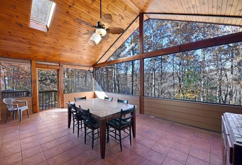 Misty Mountains Manor & Overlook  Blue Ridge Ga