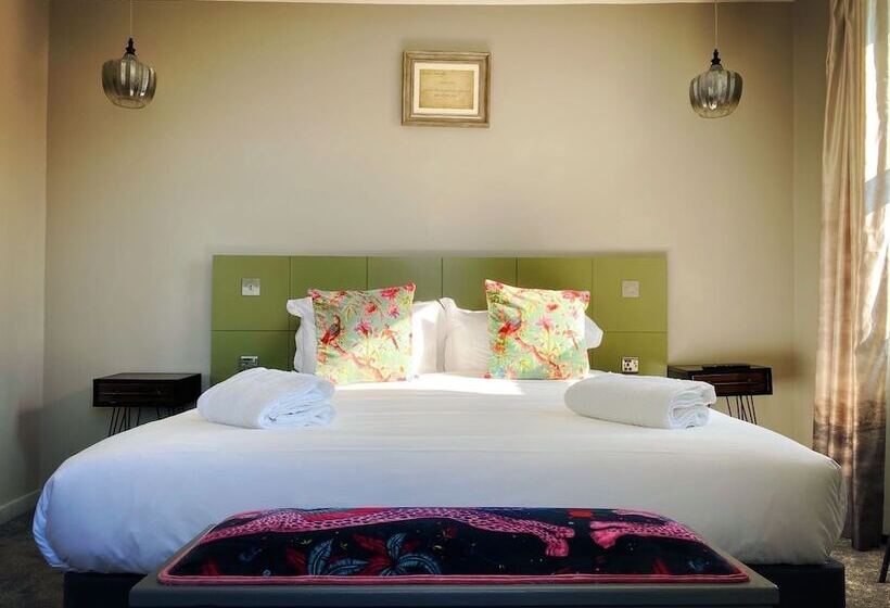 פנסיון Chapter 1 Hotels