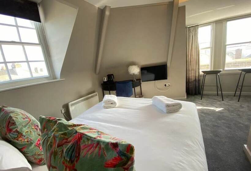 פנסיון Chapter 1 Hotels